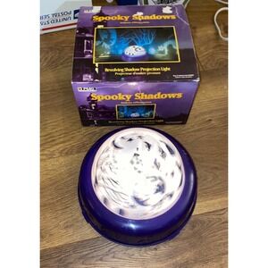 Vintage 1995 Spooky Shadows Revolving Shadow Projection Picture Light Halloween‎